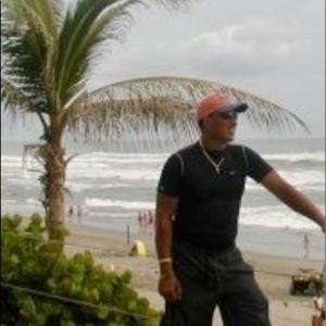 Meet your Posher, Kenneth